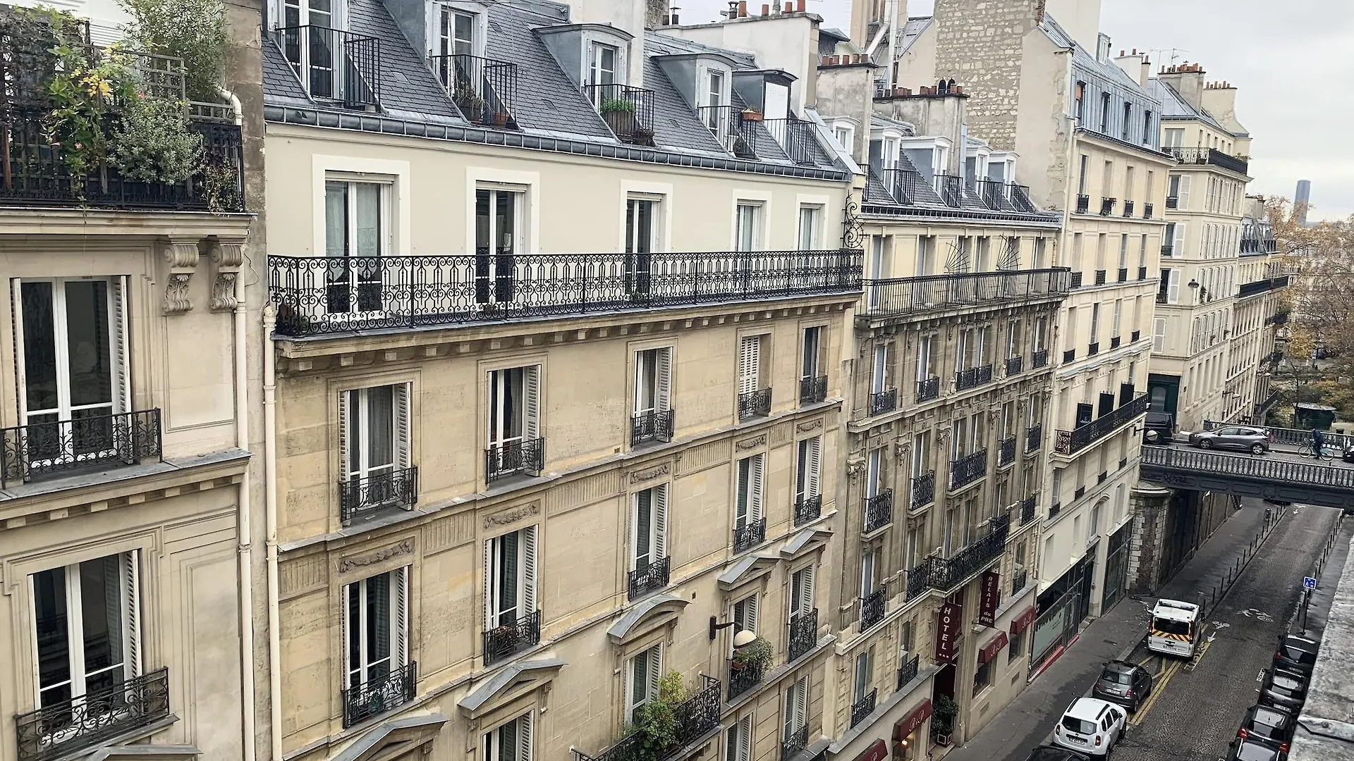 Ibis Styles Cadet Lafayette Hotel 3*