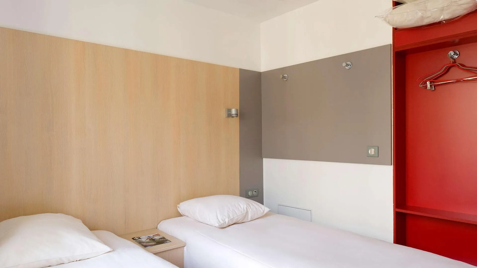 Hotel Ibis Styles Cadet Lafayette 3*