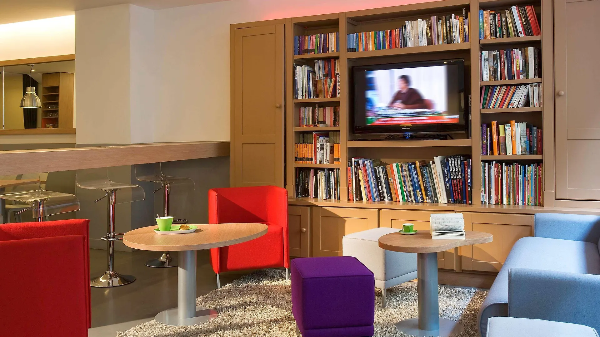 Ibis Styles Cadet Lafayette Hotel Paris