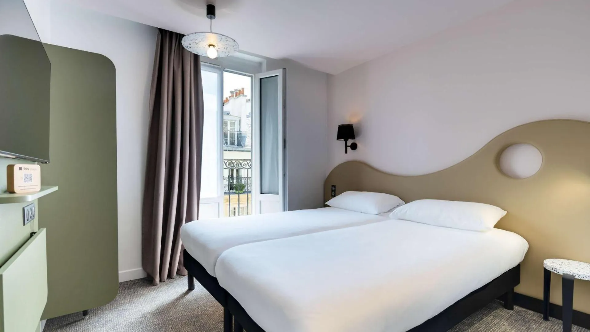 Ibis Styles Cadet Lafayette 3* Paris