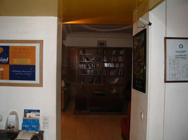 Hotel Ibis Styles Cadet Lafayette 3*