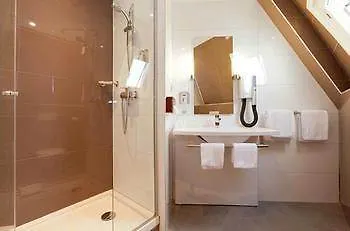 Ibis Styles Cadet Lafayette Paryż